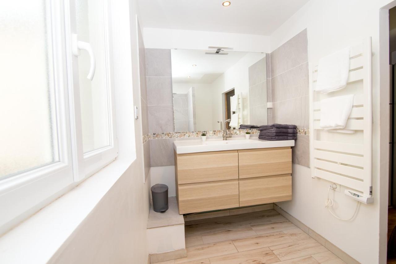 Coeur De Ville I 50M² I Netflix I Lit Queen Size Sens Exterior foto